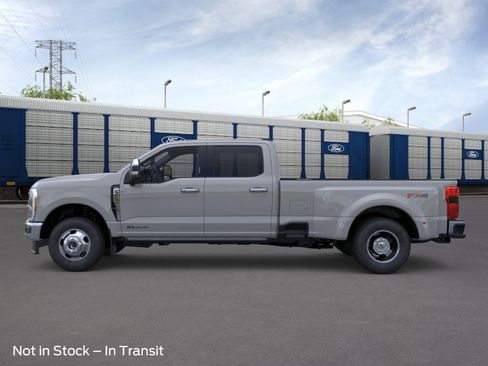 New 2026 Ford F350 Lariat AWD/4WD image 3