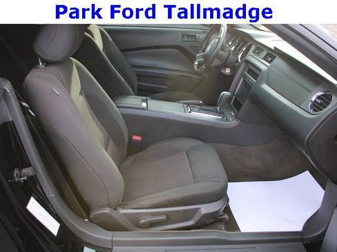 Used 2014 Ford Mustang Convertible w/ Equipment Group 102A image 23