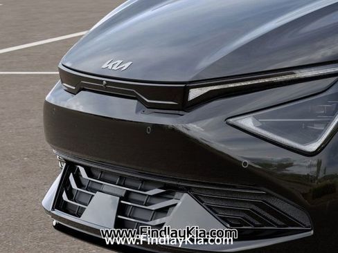 New 2025 Kia EV6 Light w/ Light LR Technology Package RWD image 15