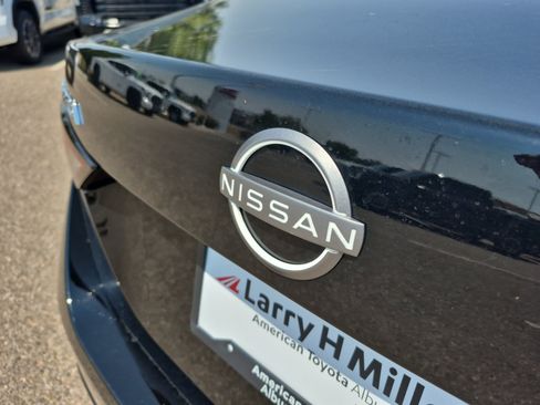 Used 2025 Nissan Sentra SV FWD image 22