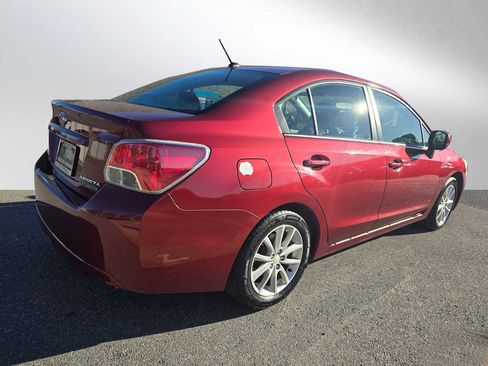 Used 2014 Subaru Impreza 2.0i Premium w/ All-Weather Package w/CVT image 3