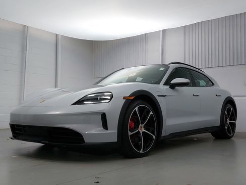 Used 2025 Porsche Taycan 4S image 1