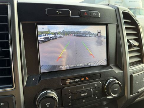 Used 2020 Ford F150 XLT w/ Equipment Group 302A Luxury AWD/4WD image 12