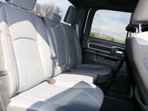 Used 2024 RAM 2500 Big Horn AWD/4WD image 26