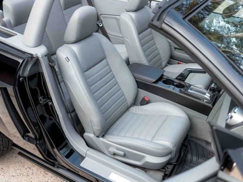 Used 2008 Ford Mustang GT image 60