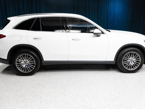 New 2026 Mercedes-Benz GLC 300 4MATIC image 4