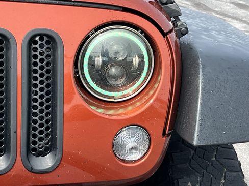 Used 2014 Jeep Wrangler Unlimited Sport w/ Quick Order Package 24S AWD/4WD image 12