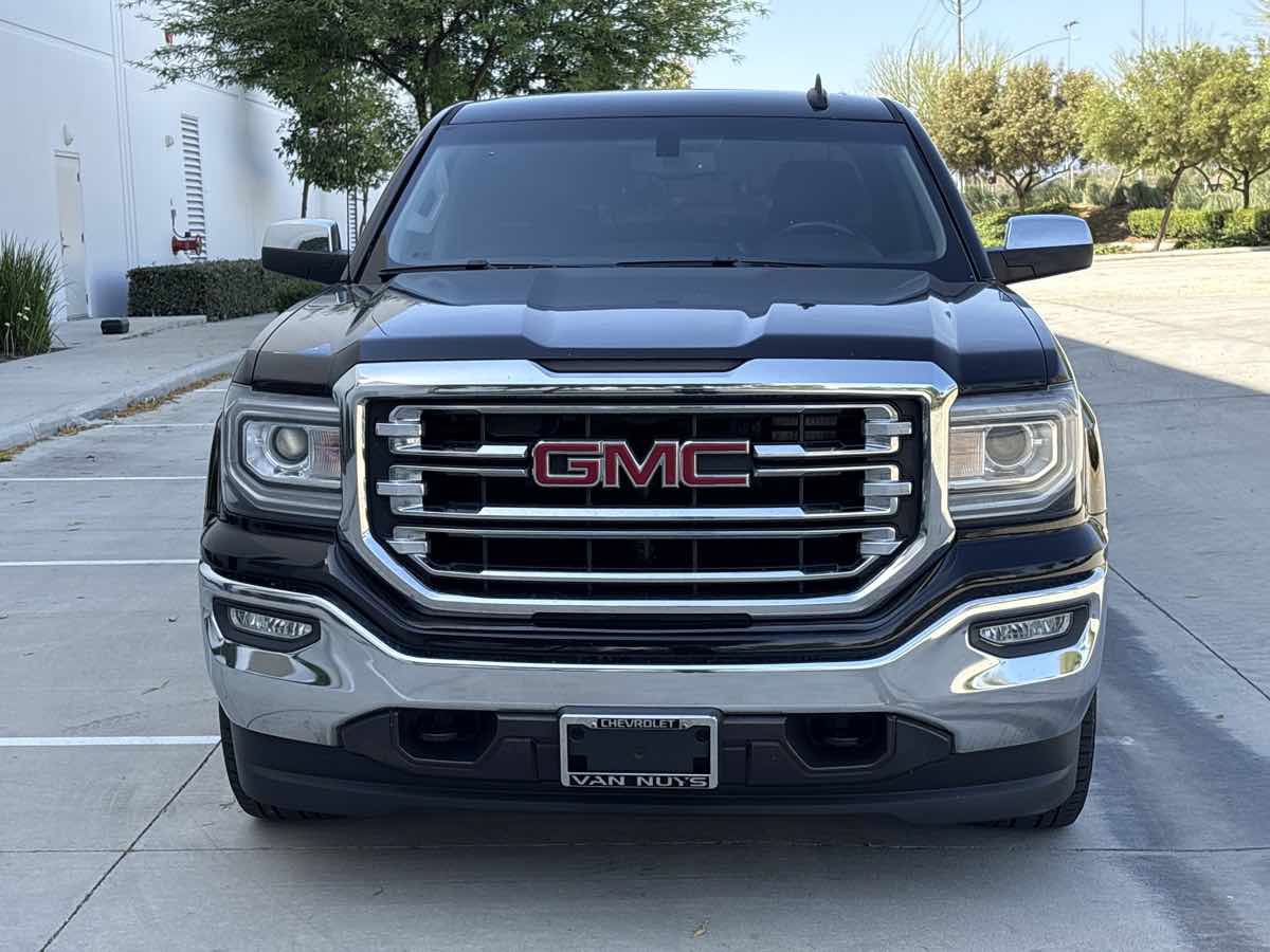 Used 2018 GMC Sierra 1500 SLT w/ SLT Premium Package AWD/4WD image 8