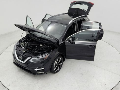 Used 2022 Nissan Rogue Sport SL w/ Premium Package FWD image 21