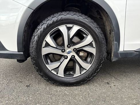 Used 2022 Subaru Outback Limited image 31