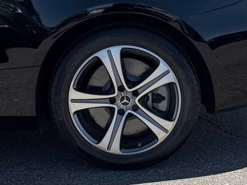 Used 2018 Mercedes-Benz E 400 Coupe image 12