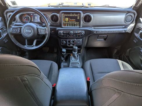 Used 2022 Jeep Wrangler Unlimited Sport w/ Sun And Sound Package AWD/4WD image 23