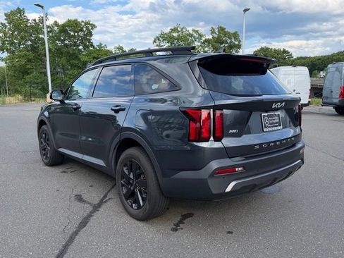 Used 2022 Kia Sorento S AWD/4WD image 5
