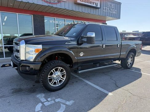 Used 2013 Ford F250 Platinum w/ FX4 Off Road Pkg image 2