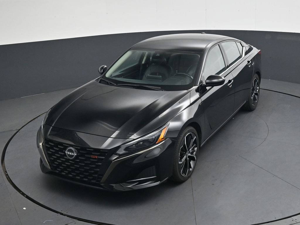 Certified 2025 Nissan Altima 2.5 SR FWD image 30