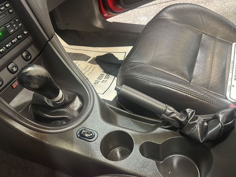Used 2002 Ford Mustang GT RWD image 24