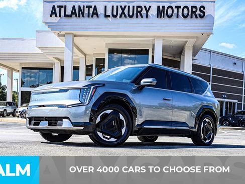 Used 2024 Kia EV9 Land image 3