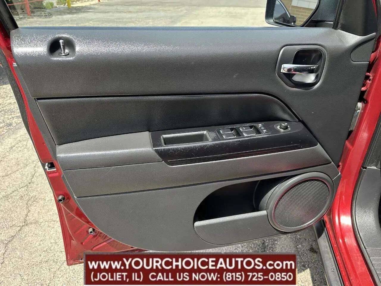 Used 2015 Jeep Patriot High Altitude AWD/4WD image 27
