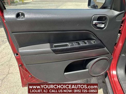 Used 2015 Jeep Patriot High Altitude AWD/4WD image 27