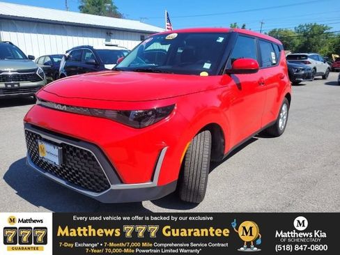 Certified 2024 Kia Soul LX w/ Option Group 015 FWD image 1