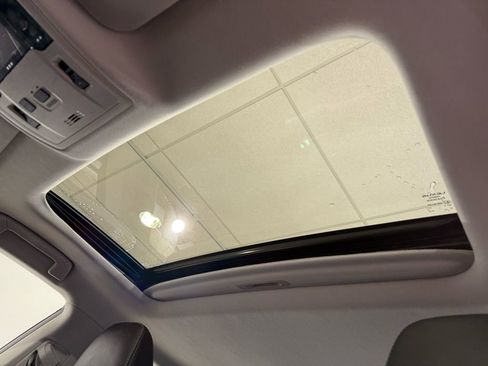 Used 2017 Lexus ES 350 w/ Luxury Package image 16