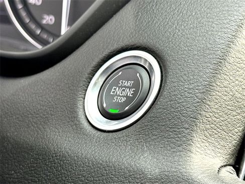 Used 2023 Cadillac XT4 Sport image 20