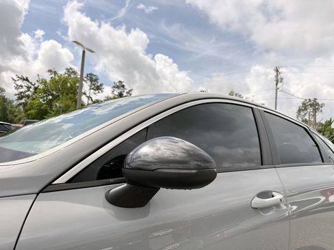 Used 2022 Kia K5 GT-Line FWD image 12