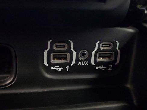 Used 2023 RAM 1500 Big Horn AWD/4WD image 24