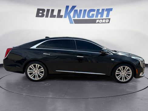 Used 2019 Cadillac XTS Luxury FWD image 6