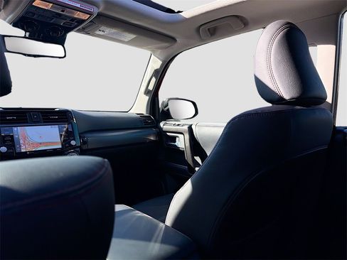 Used 2023 Toyota 4Runner TRD Off-Road Premium image 24