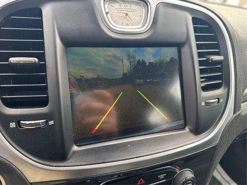 Used 2018 Chrysler 300 Touring w/ Sport Appearance Package image 26