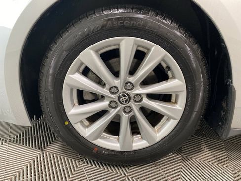 Used 2023 Toyota Corolla SE image 23