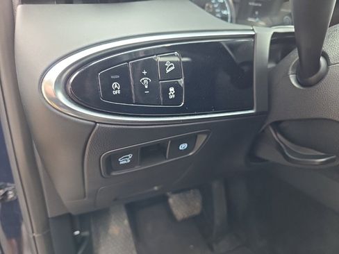 Used 2025 Genesis GV70 2.5T image 15