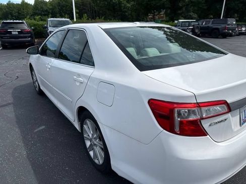 Used 2014 Toyota Camry XLE FWD image 8