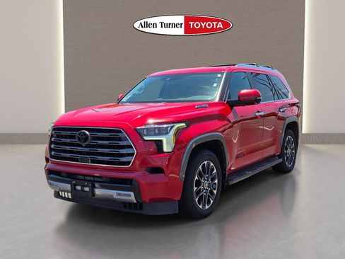 Used 2024 Toyota Sequoia Limited w/ Tow Technology Package AWD/4WD image 4