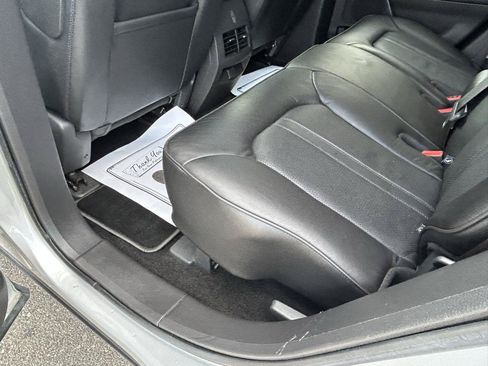 Used 2014 Lincoln MKX AWD w/ Equipment Group 101A image 9