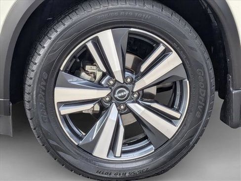 Certified 2023 Nissan Rogue Platinum w/ Platinum Premium Package image 25