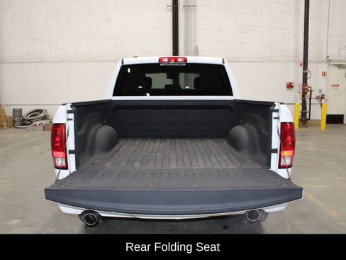 Used 2018 RAM 1500 Express w/ Express Value Package image 17