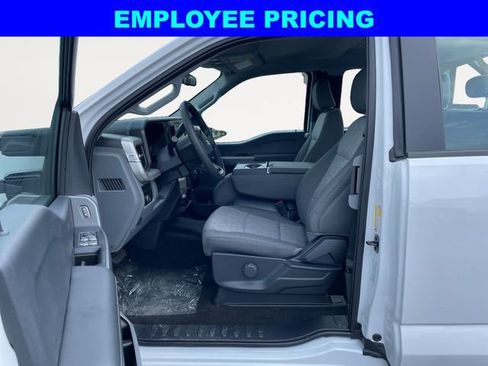 New 2026 Ford F250 XL w/ STX Appearance Package AWD/4WD image 9