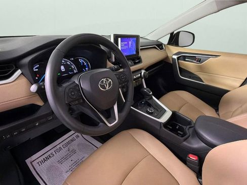 Used 2023 Toyota RAV4 XLE Premium AWD/4WD image 18