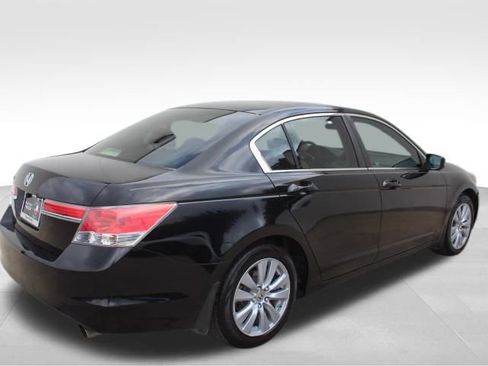 Used 2011 Honda Accord EX image 8