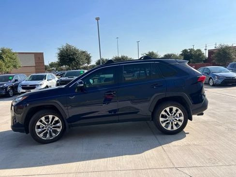 Used 2024 Toyota RAV4 XLE Premium FWD image 6