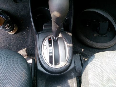 Used 2011 Honda Fit Sport image 33