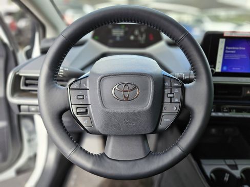 Used 2026 Toyota Prius image 27