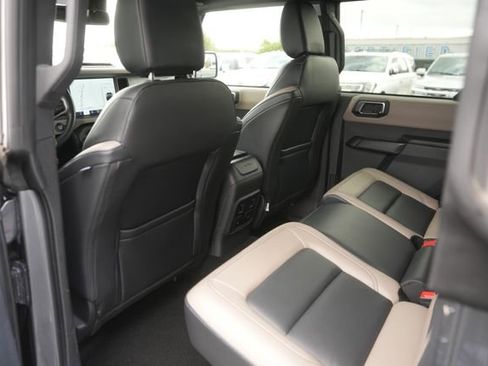 Used 2024 Ford Bronco Wildtrak AWD/4WD image 11