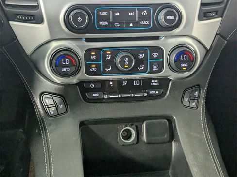 Used 2020 GMC Yukon SLT w/ Premium Edition image 21