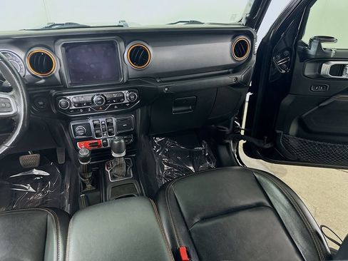 Used 2021 Jeep Gladiator Mojave AWD/4WD image 19
