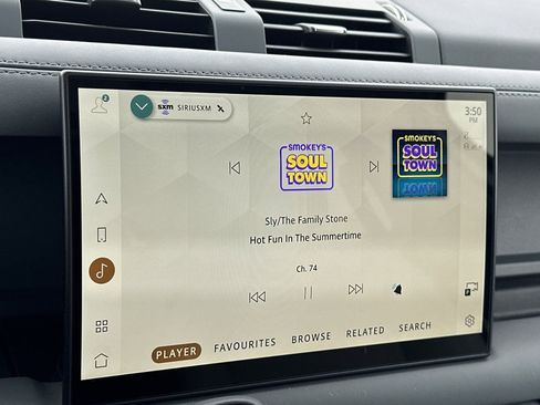 New 2025 Land Rover Defender 130 S image 17