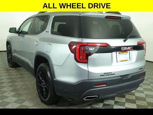 Used 2023 GMC Acadia SLE w/ Driver Convenience Package image 6