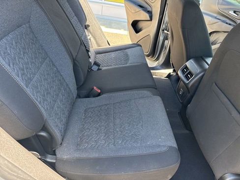 Used 2024 Chevrolet Equinox LT FWD image 24